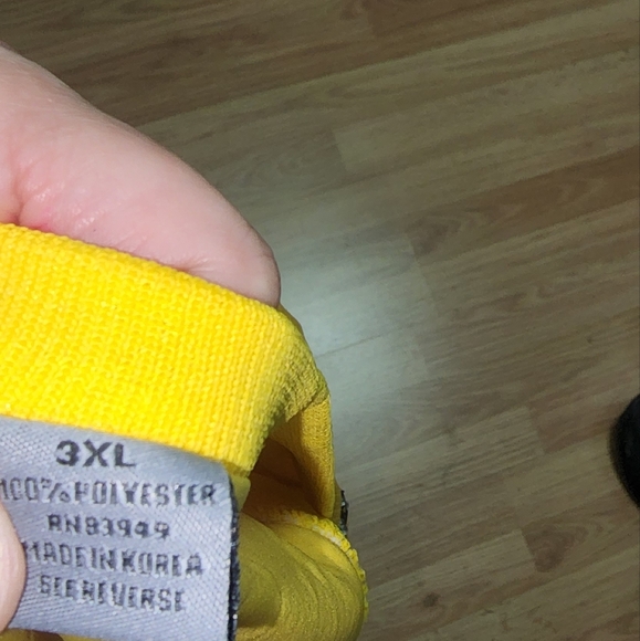 Regal Los Angeles Lakers #72 Sleeveless Jersey Top 3X - Picture 3 of 6